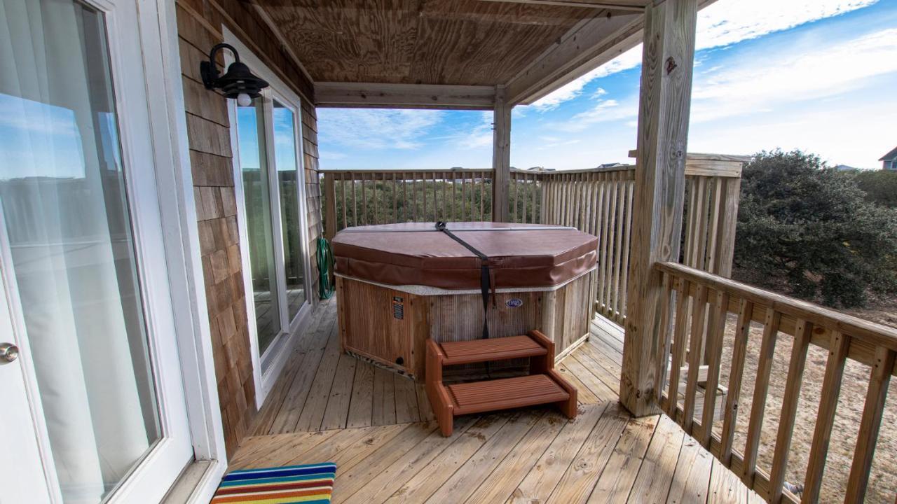 4X504, Sol Searcher- Oceanside, Hot Tub, Screened Porch, Wild Horses Villa Corolla Exterior photo